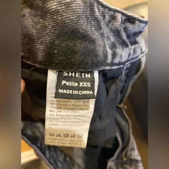 Shein black jeans - Picture 3 of 3